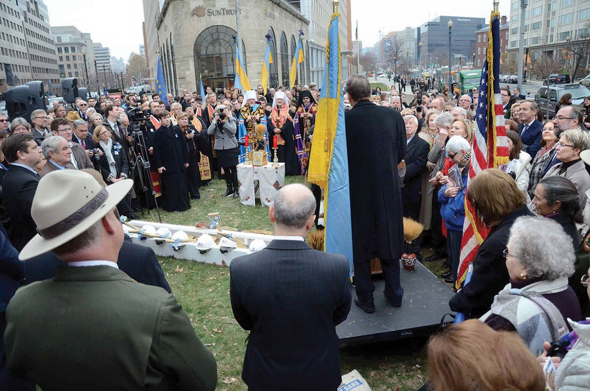The crowd of Ukrainian Americans and others who came to Washington on December 4 to witness the groundbreaking ceremony of the Ukrainian Holodomor Memorial listen to one of the dignitaries speak. 