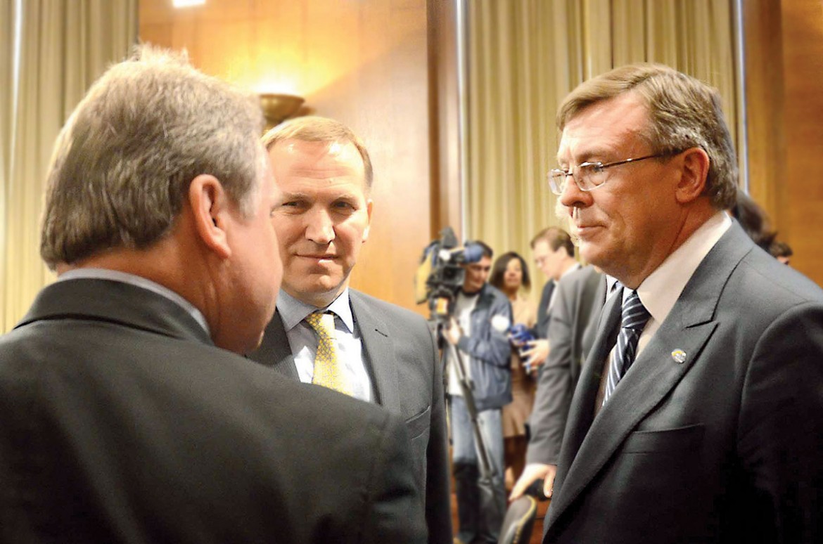 Ukrainian Foreign Affairs Minister Leonid Kozhara (right) in discussion with Rep. Christopher Smith (R-N.J.), the co-chairman of the U.S. Helsinki Commission, at the conclusion of his testimony before the commission on May 8. Standing next to him is Ukraine’s Ambassador to the U.S. Olexander Motsyk.