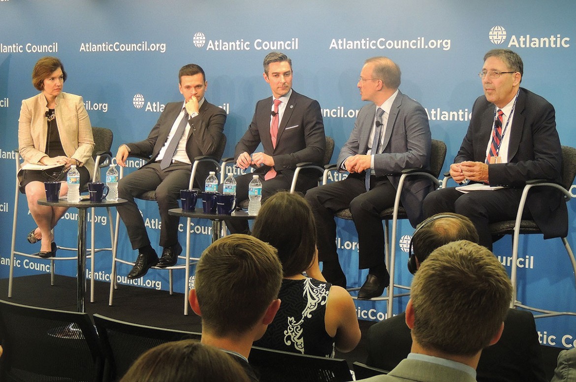 At the launch of the Atlantic Council’s report “Hiding in Plain Sight: Putin’s War in Ukraine” and the release of the English version of “Putin. War”: (from left) Susan Glasser, editor of Politico and moderator of the discussion; Ilya Yashin, a leader of the pro-democracy Republican Party of Russia-People’s Freedom Party; Damon Wilson, executive vice-president at the Atlantic Council; Sergey Aleksashenko, a non-resident senior fellow at the Brookings Institution; and Ambassador John Herbst, director of the Atlantic Council’s Dinu Patriciu Eurasia Center.