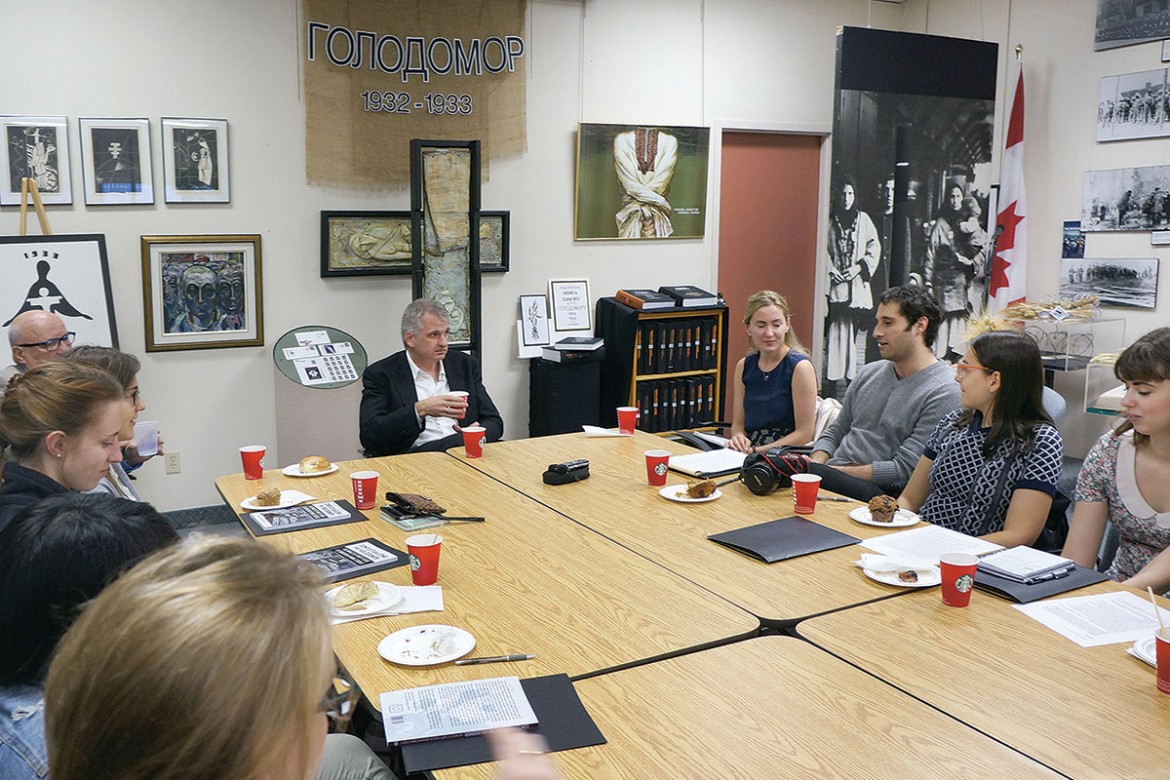 Prof. Timothy Snyder meets with graduate students.