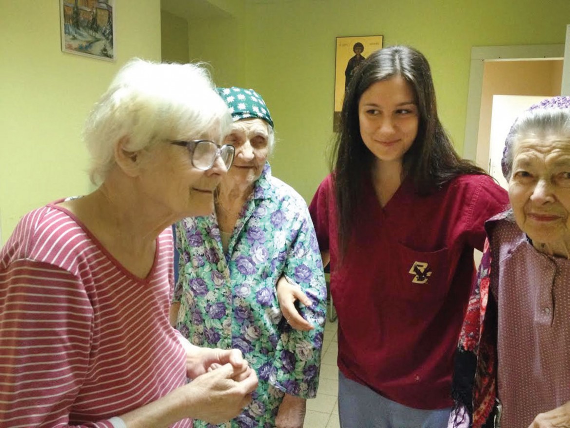 Areta Bojko with patients at the Metropolitan Andrey Sheptytsky Hospital. 