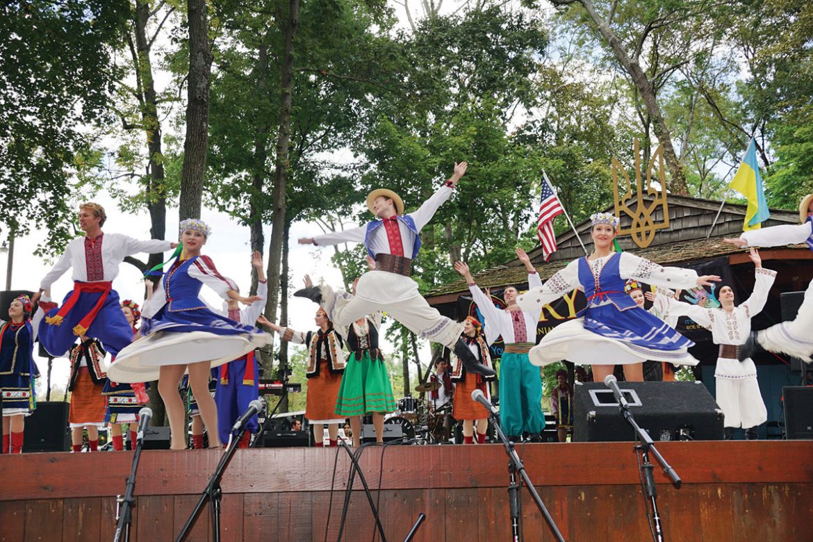 Iskra performs “Pryvit,” its salute to Ukraine’s cultural diversity.