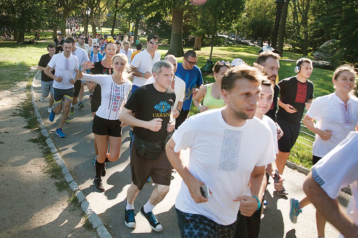 Participants of the five-kilometer run.